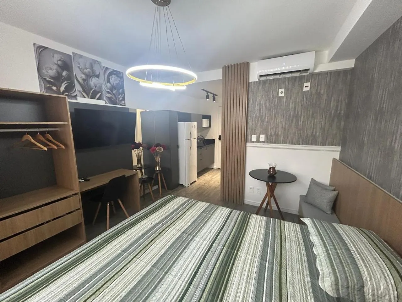 Skyline Porto Alegre - Apartamento Mobiliado Com Wi-Fi E Academia No Condominio Lejlighed